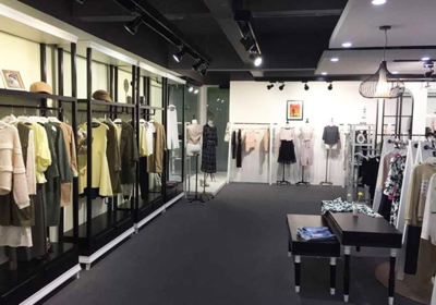 臺(tái)州前店后廠模式 服裝店提升銷(xiāo)量的定價(jià)策略